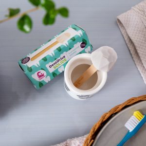 Dentifrice-solide-a-la-menthe-poivree