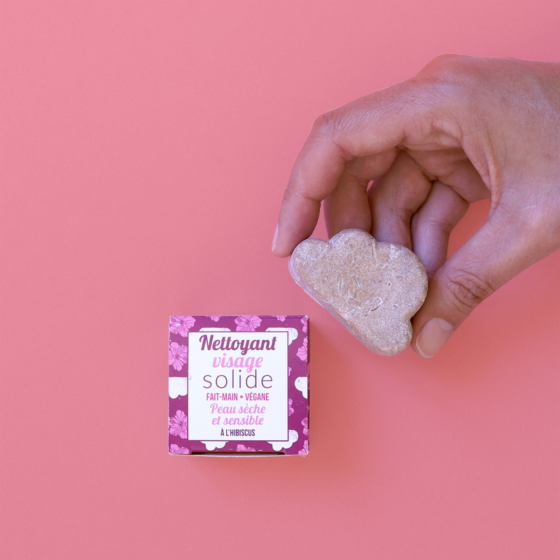 Nettoyant-visage-solide-peau-seche-et-sensible