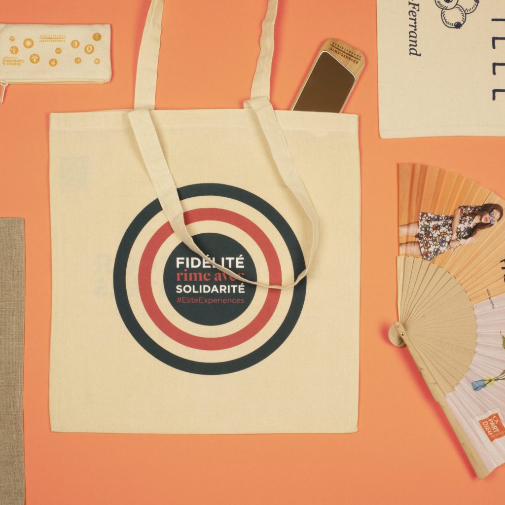 Accessoires et sacs engagés - Copie