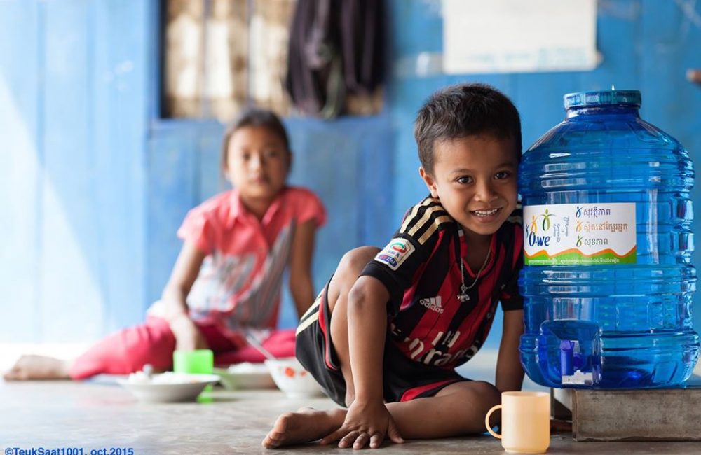 1001 fontaines enfants au Cambodge